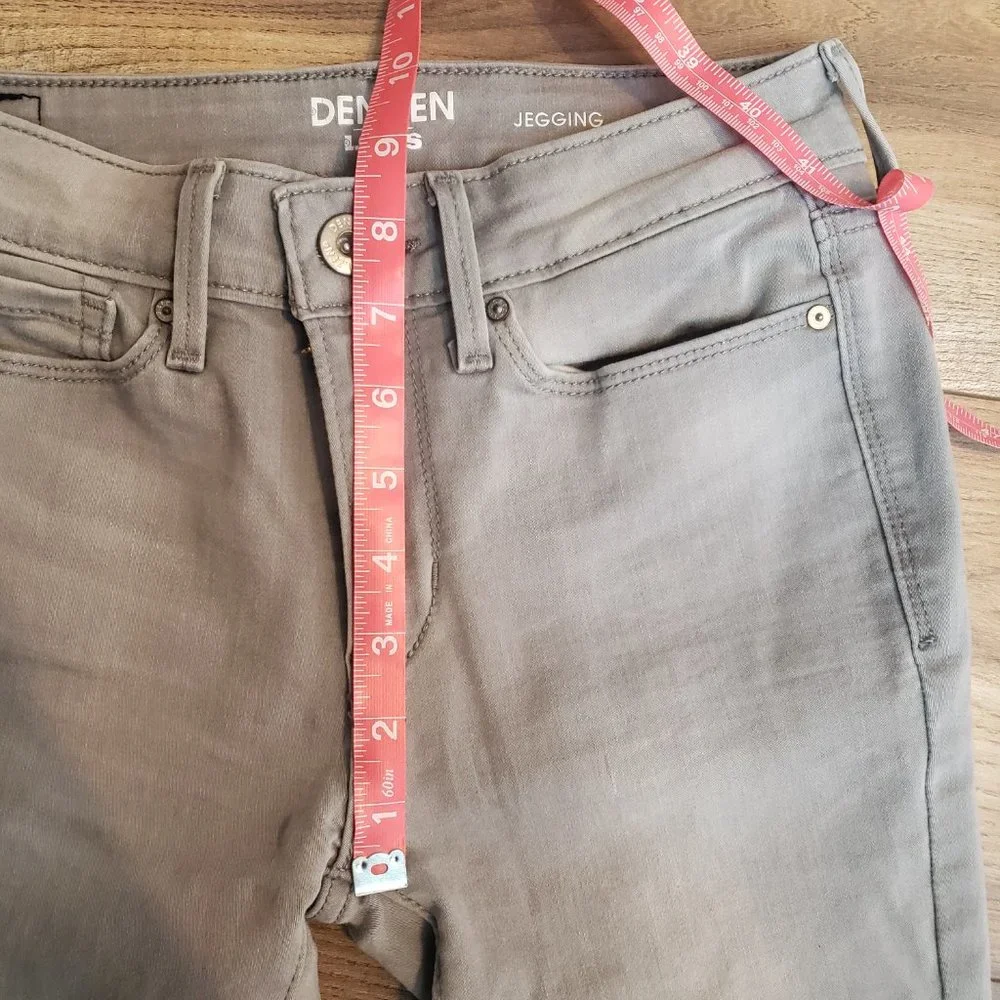 Levi's Denizen High Rise Jeggings Size 3 - Picture 5 of 8